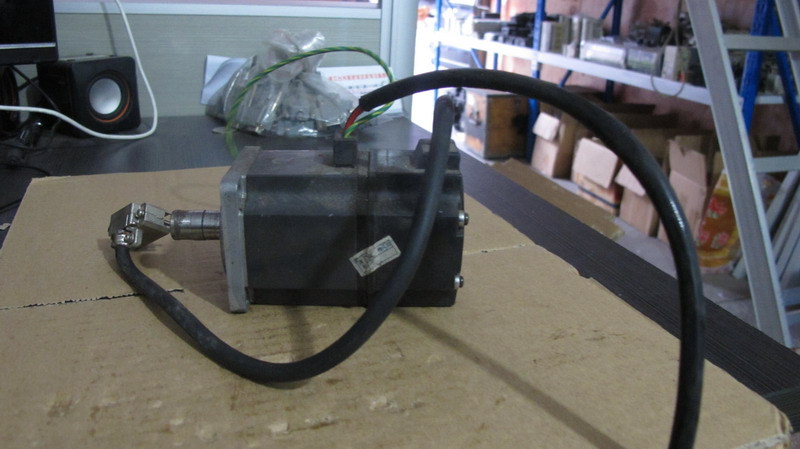 台州信达 二手 三菱电机 HC-MF23-S12 包好 询价