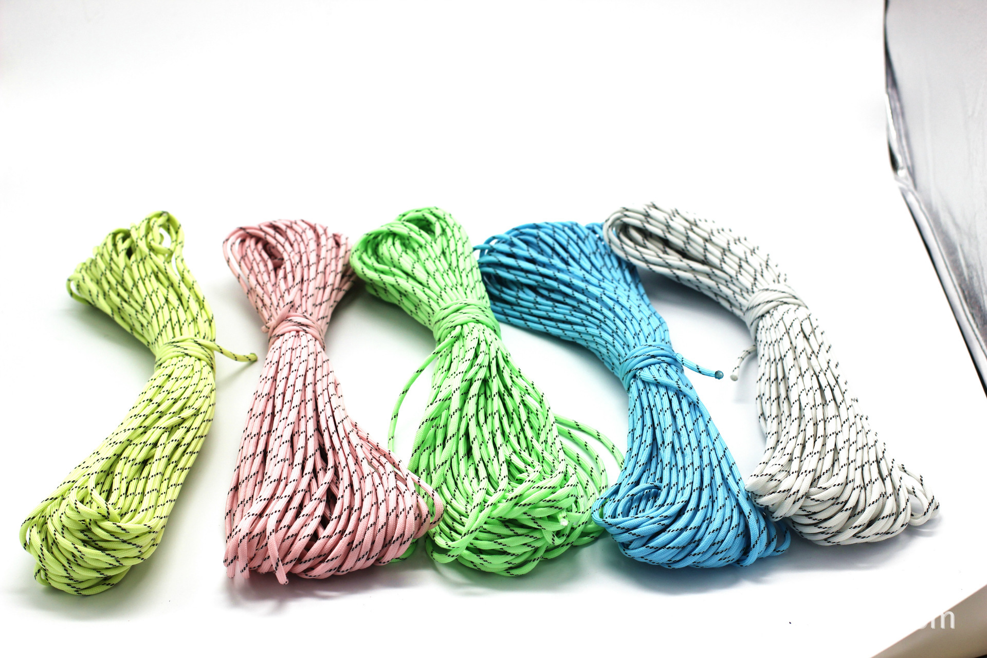 夜光+反光 伞绳 多功能绳 求生装备 5色现货 急救 户外野营