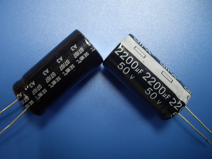特价批发全系列细脚铝电解电容 2200UF50V