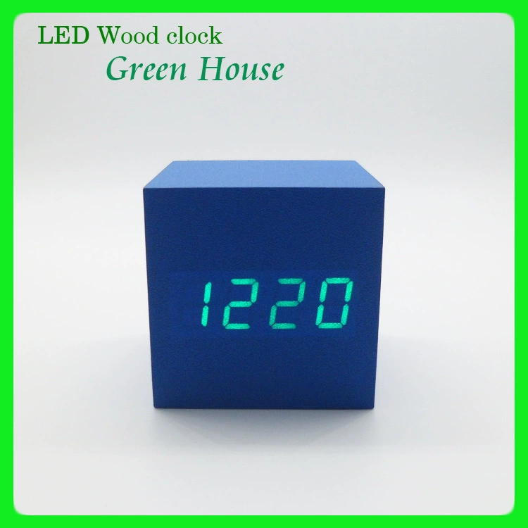 New creative "Recommended" beautiful new wood grain home quiet voice control LED wooden clock electronic desktop alarm clock