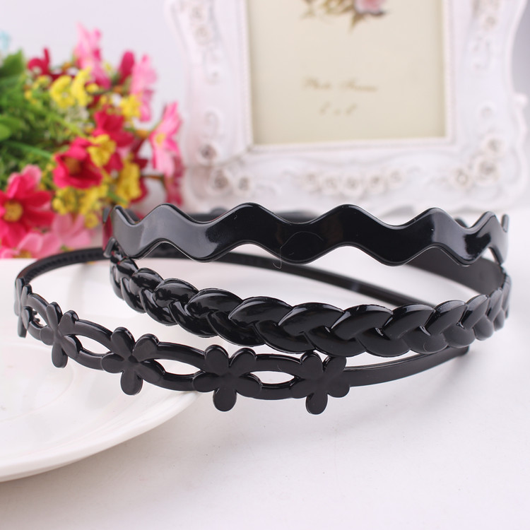 durable wavy plastic hair accessory