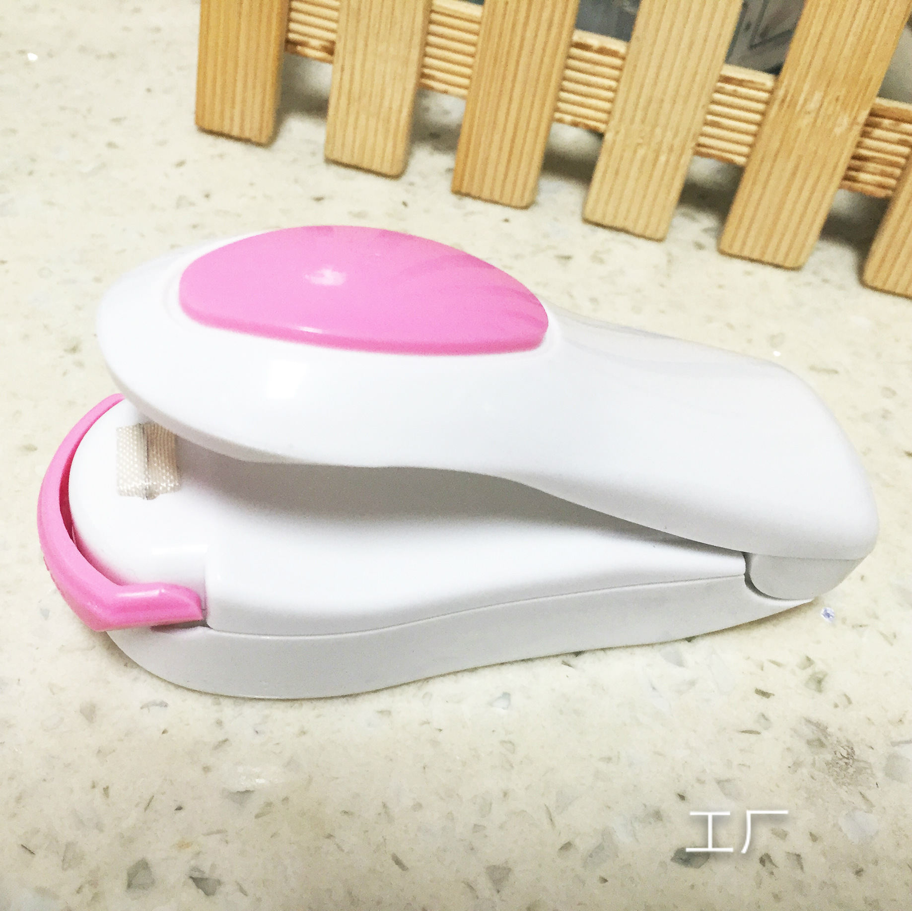 2386514704_1656409219