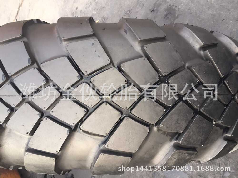【 供应】12R20 东风卡车轮胎 越野轮胎