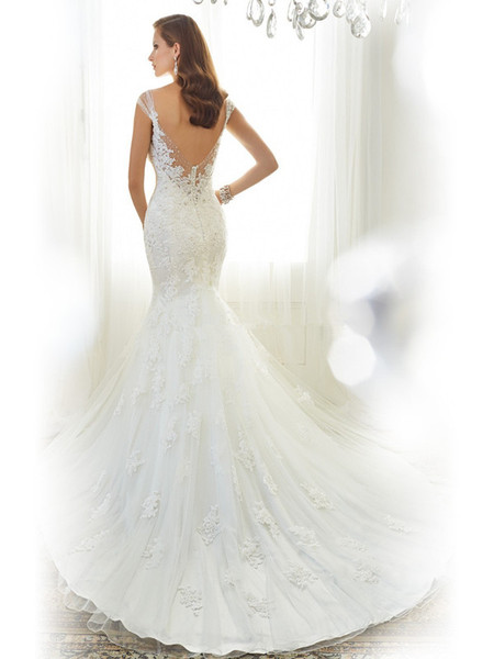 The new wedding dress and fashion lace halter wedding fishtail shoulders high-end
