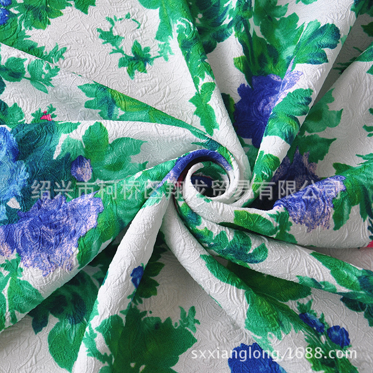 【翔龙印花 XLT-38】新品直销  民族时尚蓝色妖姬印花提花面料