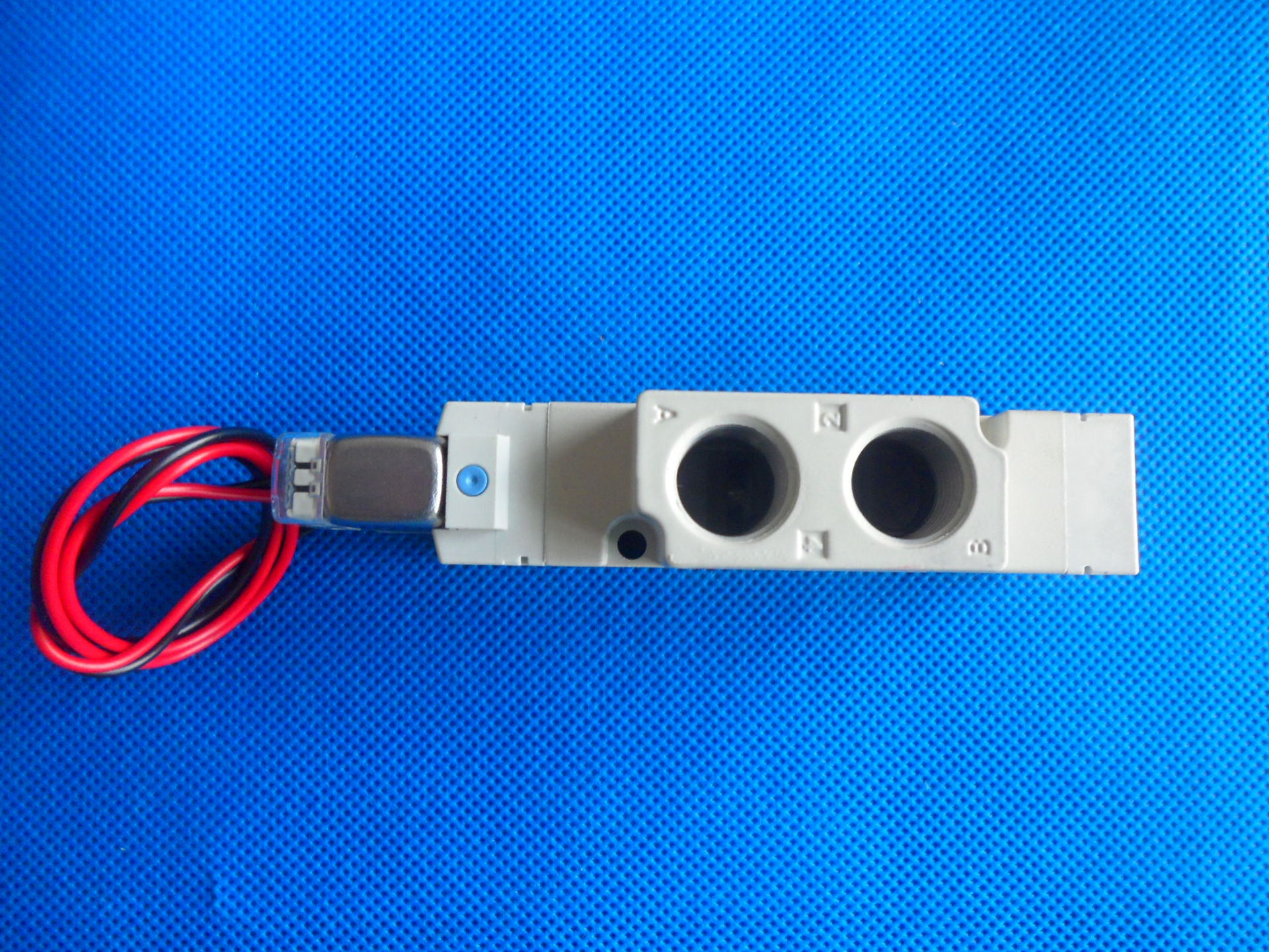 恒辉移印机SMC 电磁阀VQZ3121-6G1-02