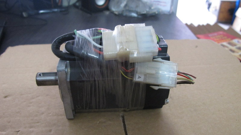 台州信达 二手三菱电机 HC-KFS23K 保修三个月 询价