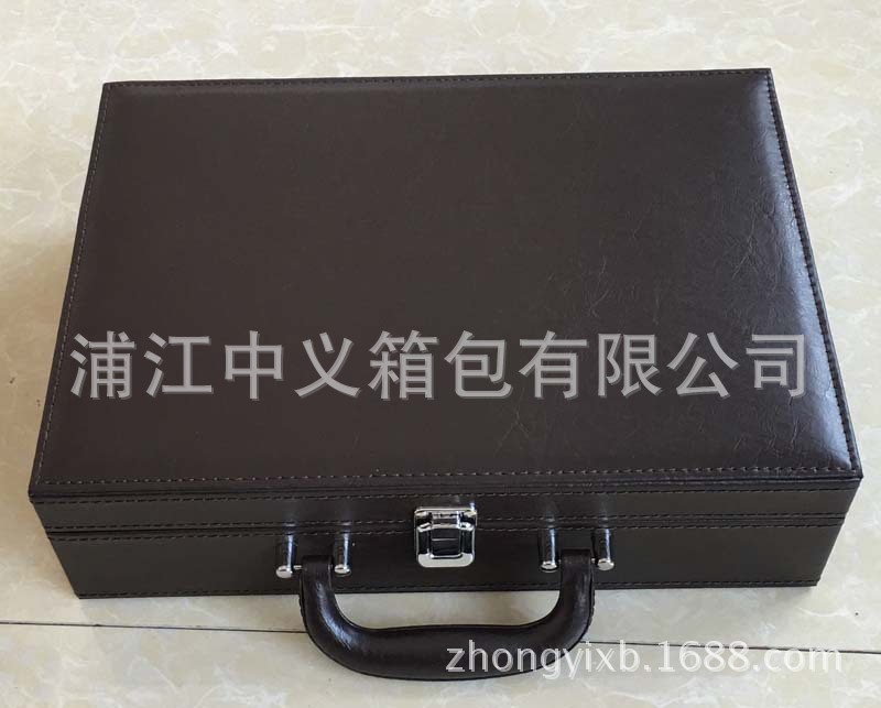 厂家出品新款节日礼品包装盒女士化妆箱物业交房用交房皮箱子