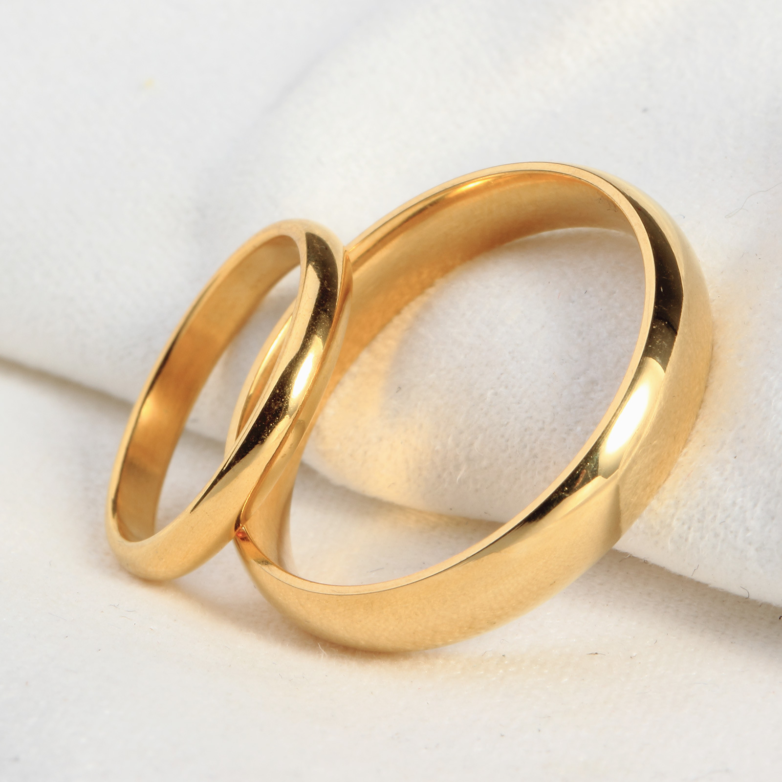 Join Europe and the United States stainless steel ring fashion jewelry wholesale blank gold titanium steel couple ring RU0019