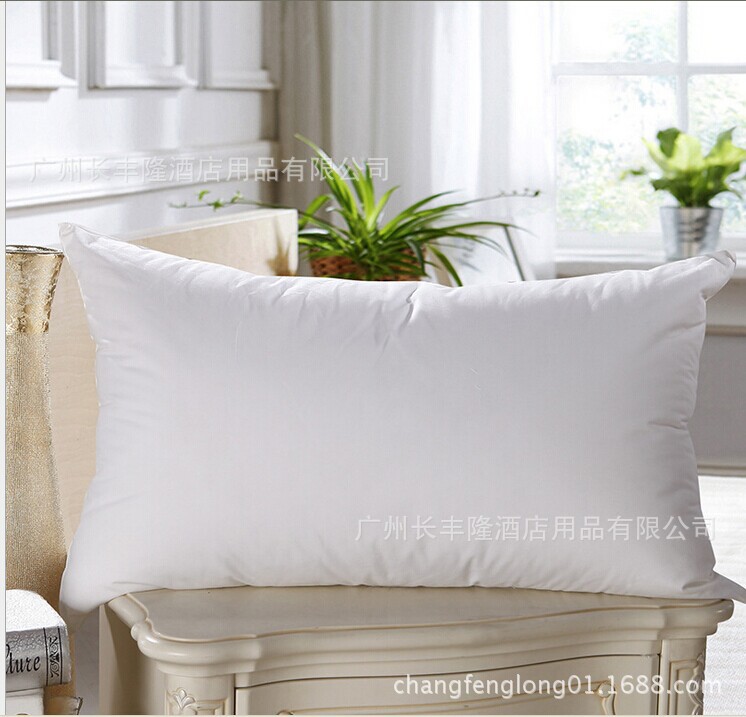 仿鹅绒枕芯