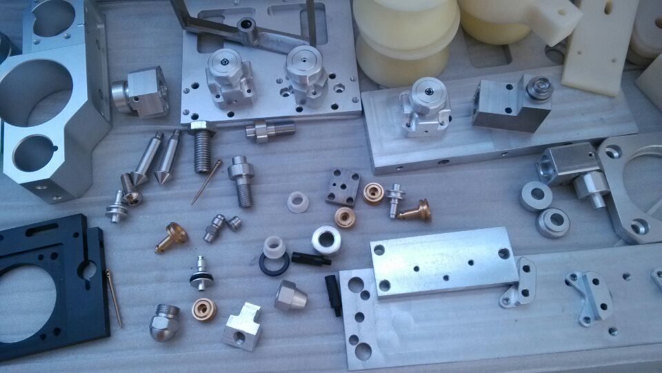 机械零部件加 工厂家上海奉贤机械零部件加 工厂铝加 工铜加 工