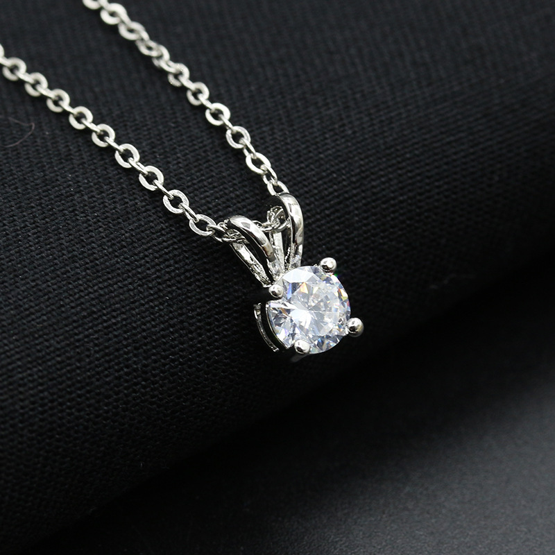 Coréenne Style Nouvelle Vente Chaude Diamant Flocon De Neige Amour Couronne Papillon Aigle Collier Populaire Clavicule Chaîne Dames display picture 12