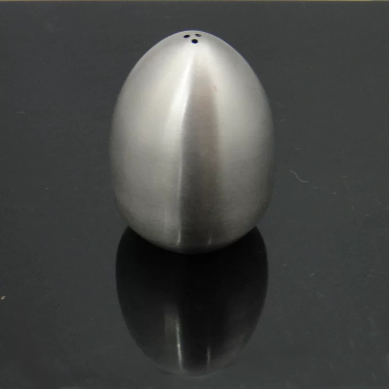 New product listing Creative kitchen products stainless steel egg -shaped pepper jar seasoning bottles seasoning tank