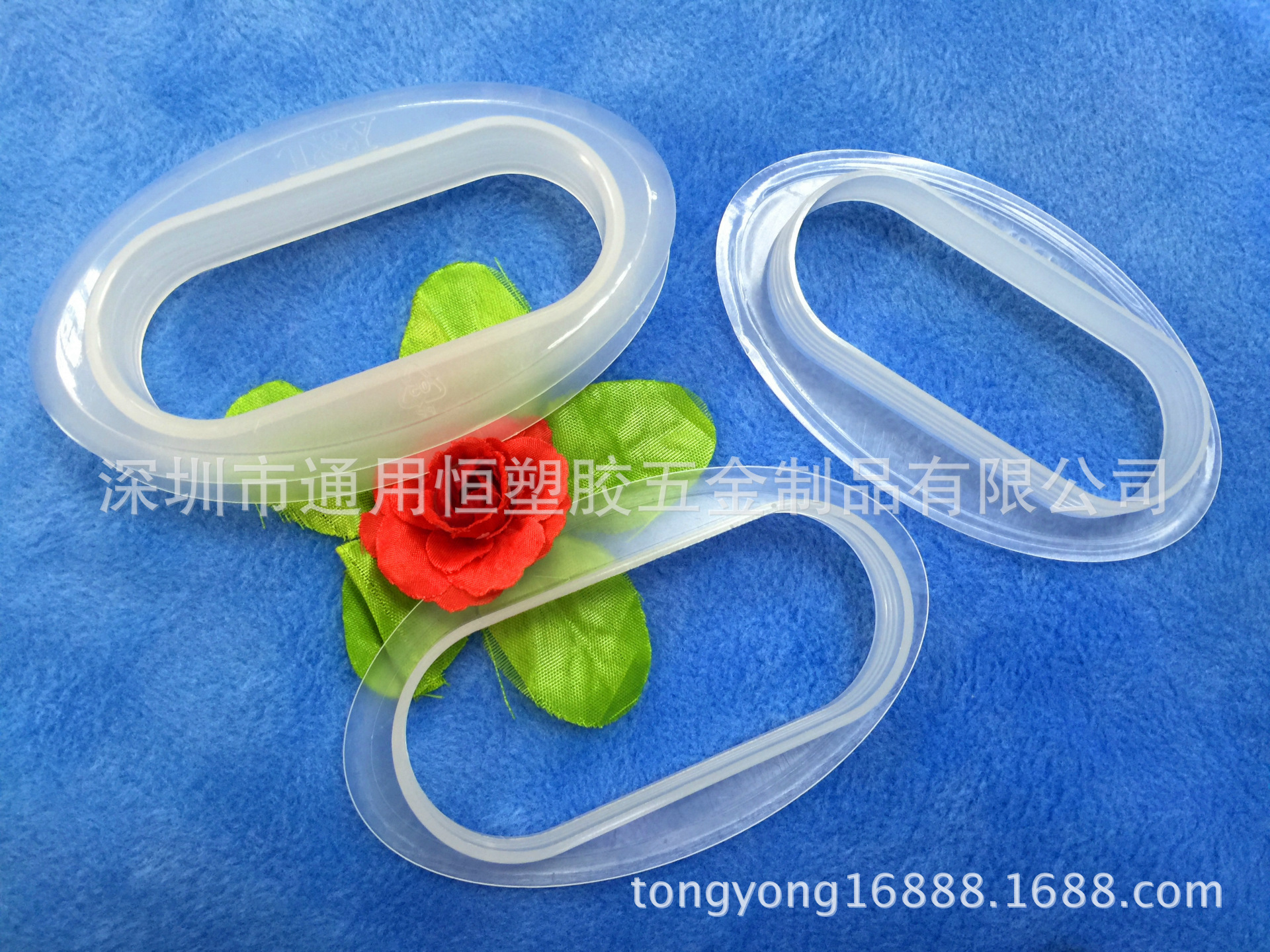 厂家生产1.5纸箱扣，PP提手扣，蜂窝箱提手扣