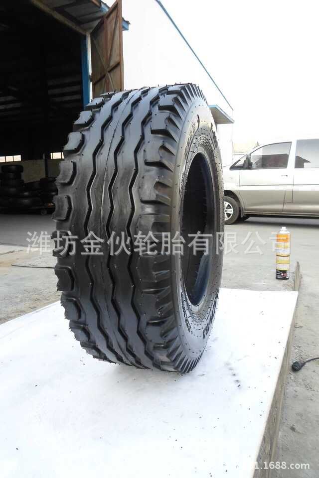 供应 255/75-15.3 联合收割机用轮胎 耐磨
