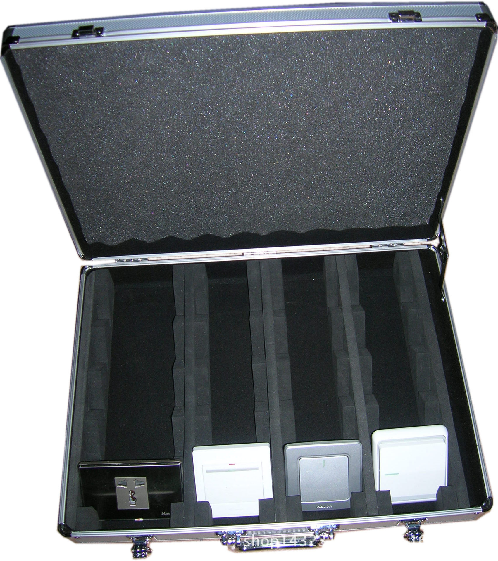 厂家直销供应各种新款铝合金箱子 铝箱 开关展示箱 多功能工具箱