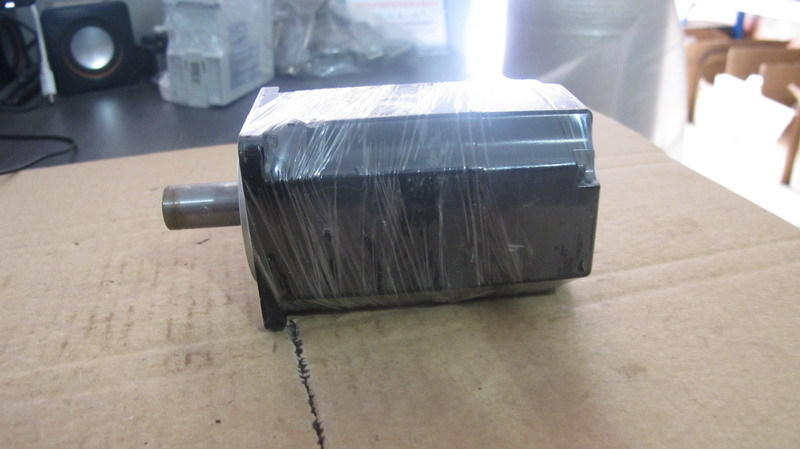 台州信达 二手安川电机 SGMAH-02A1A-SM11 保修三个月