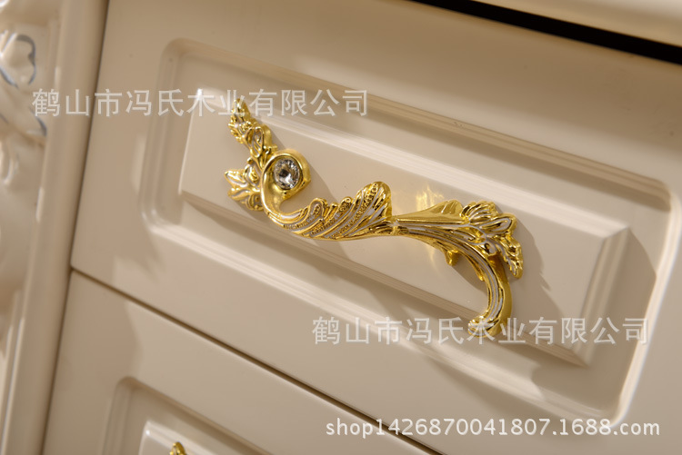 床頭櫃