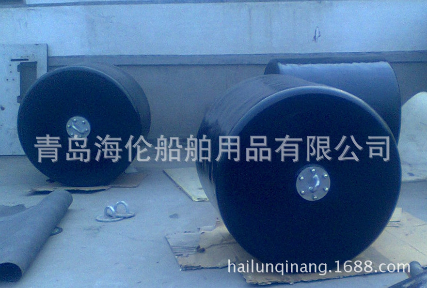 泡沫填充类撞聚氨酯护舷防撞设施青岛否是海伦0.2-4.5米橡胶护舷