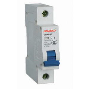 厂家直销小型断路器 塑壳1P断路器 微型开关 漏电保护器