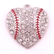 �Ͻ��ɫˮ�����ε������Ů�Ʒ