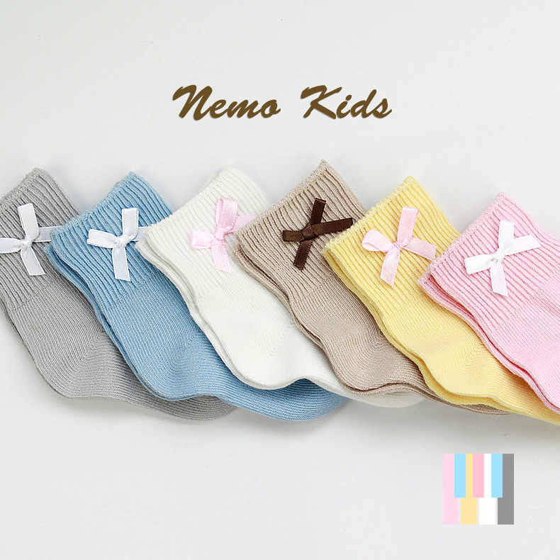 Algodón peinado anti-pilling suave aguja DOBLE BOCA suelta calcetines de bebé lindo arco dispensación antideslizante calcetines de los niños