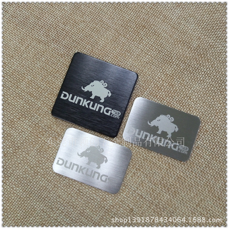 拉丝处理201不锈钢牌 冲压铝合金小牌子 镂空激光图案logo