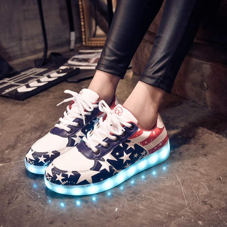 韩版情侣七彩发光鞋USB充电荧光LED七彩夜光鞋男女休闲夏季板鞋