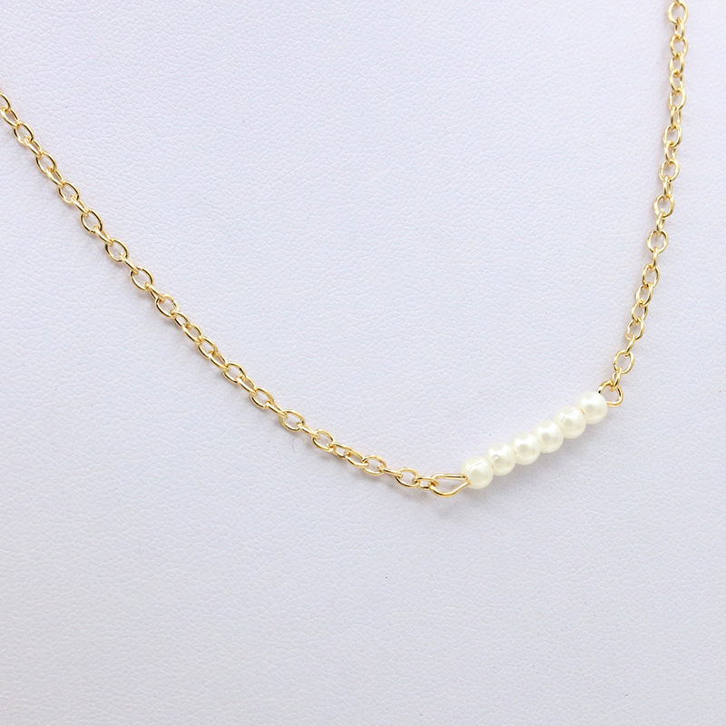 a row pearl necklace