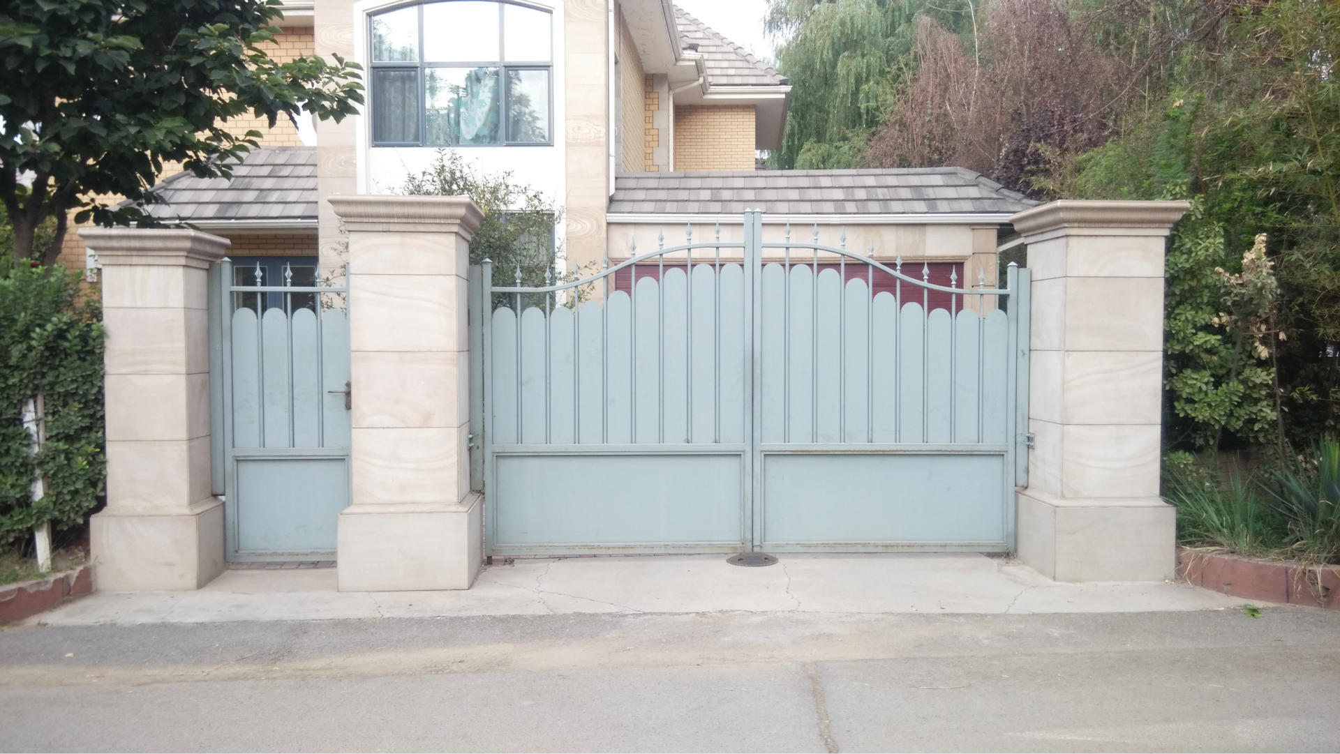 北京厂家铁艺大门 别墅 庭院 小区 入户铁艺大门 单位大门