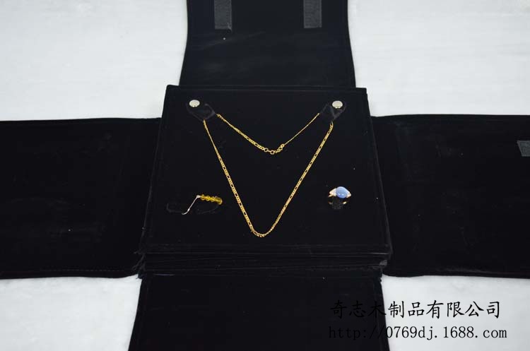 2070947397_125948664