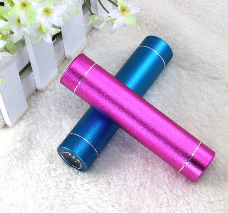 单节外贸出口礼品圆柱LED带灯2600mah铝合金移动电源 圆筒充电宝