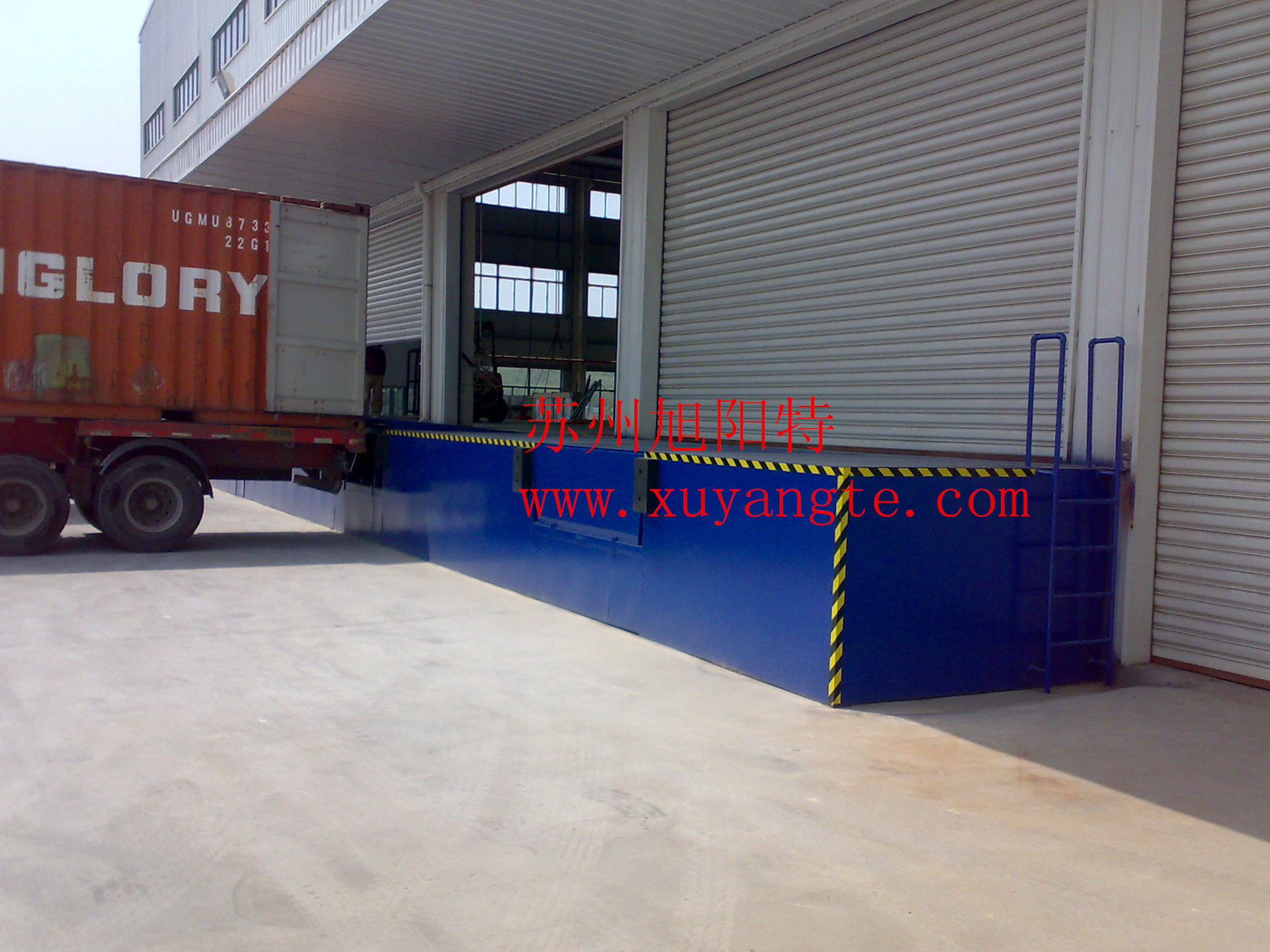 供应移动式液压登车桥，液压登车桥，移动式月台