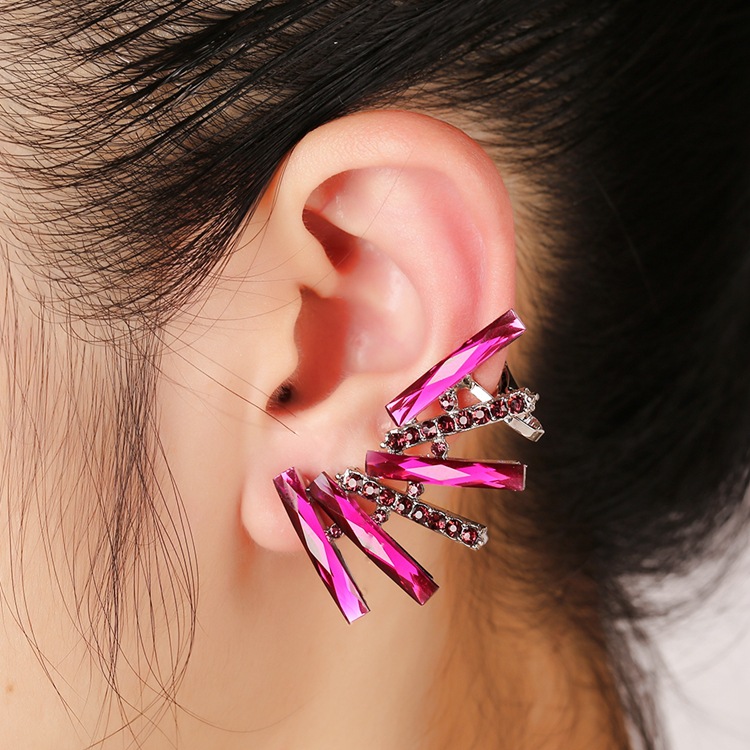 Diamond-studded Zircon Ear Clips display picture 4