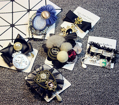 Korean-style Fashionable Influencer-Approved Pom-Pom Butterfly & Pearl Flower Brooch—Women's Accessories, Direct Supply