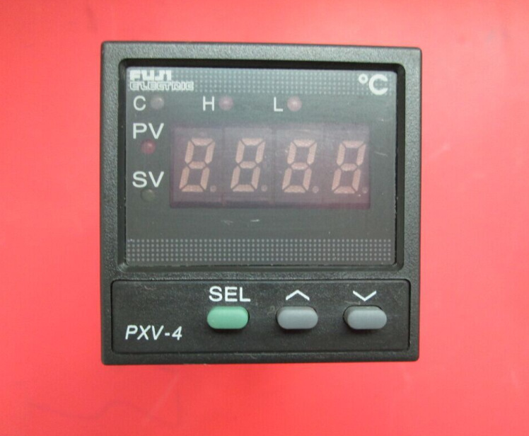 温控仪   PXV4NAY2-1V000-A      AC100-240V 