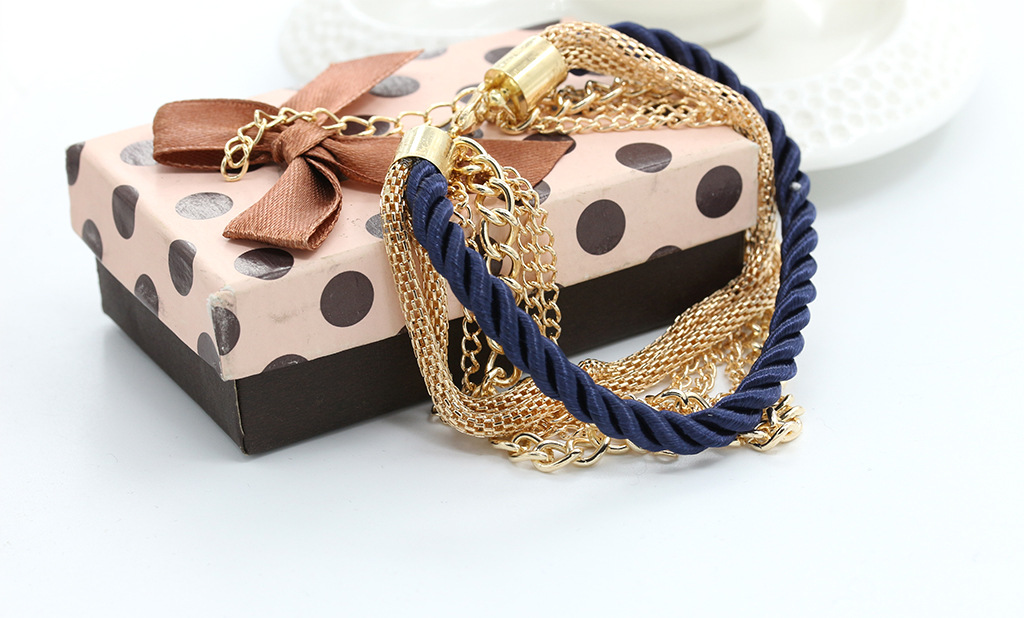 Wholesale Fashion Hand-woven Bracelet Jewelry Multi-layer Leather Rope Twist Bracelet display picture 6