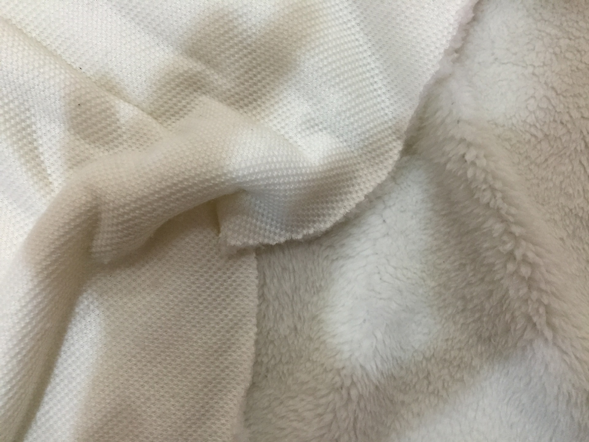 现货加厚北极绒 加密烫光舒棉绒 180克北极绒 服装家纺绒布-阿里巴巴