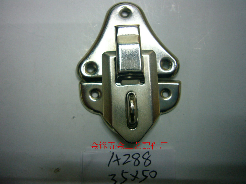 厂家批发各种大小新款优质金属锁扣纸盒木盒箱扣价格合理