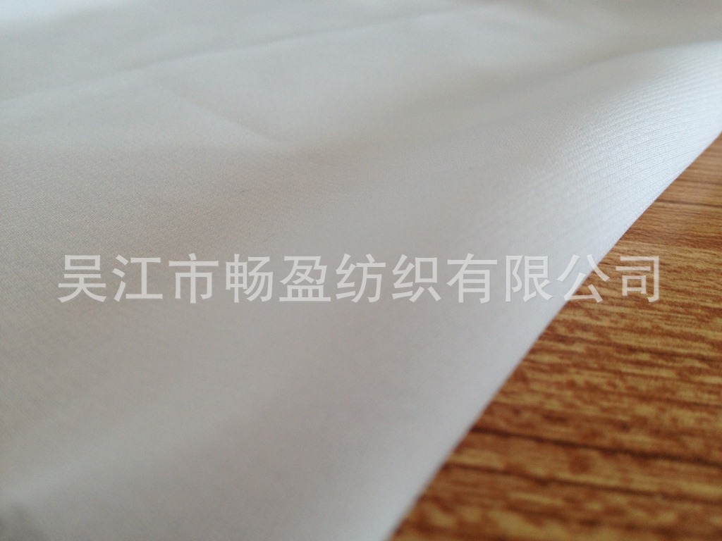 1515绒雪纺厂家促销供应本白色面料超柔软顺滑衬衫连衣裙里衬布料