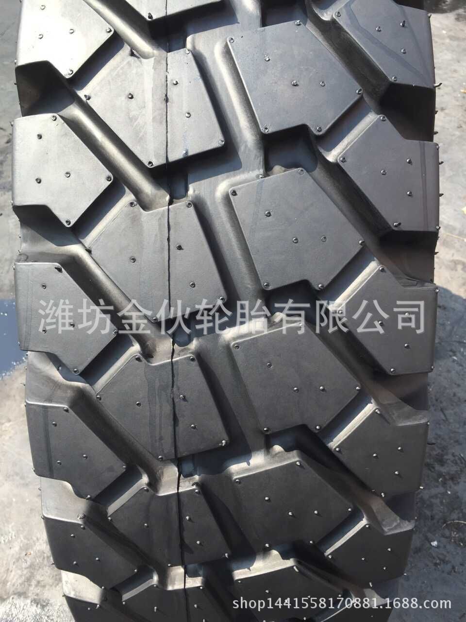 【 促销】 1600-20 越野轮胎 16.00-20 牵引车汽车