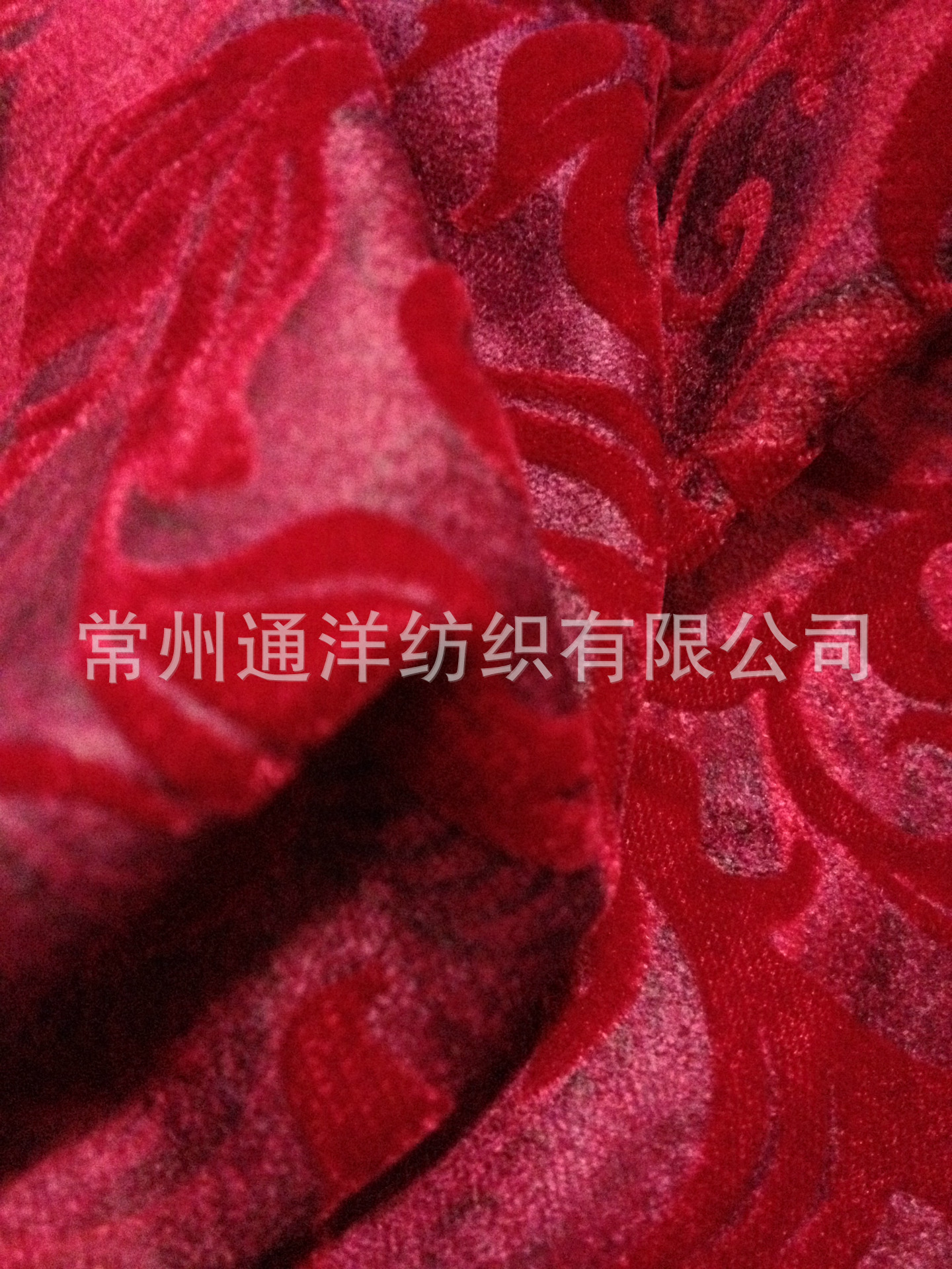 抢手出口好质量梭织女装面料烂花锦粘绒厂家供应时装丝绒-阿里巴巴