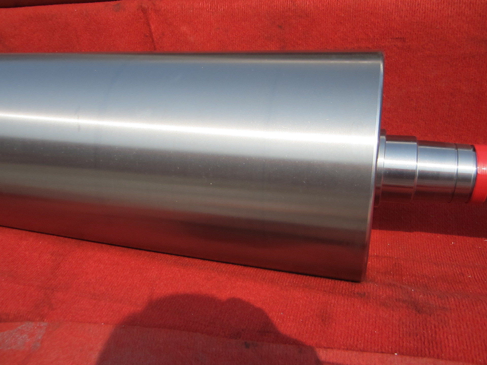 出售磨辊 面粉厂饲料厂玉米加工厂酒厂用磨辊 合金磨辊好质量