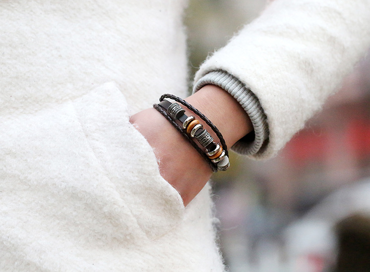 punk style cowhide bracelet