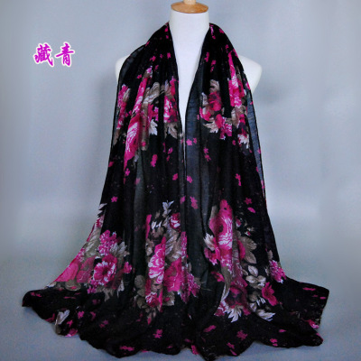 2020 Autumn and winter new pattern printing Cotton scarf classic flowers and plants Voile Scarf factory goods in stock BS39
