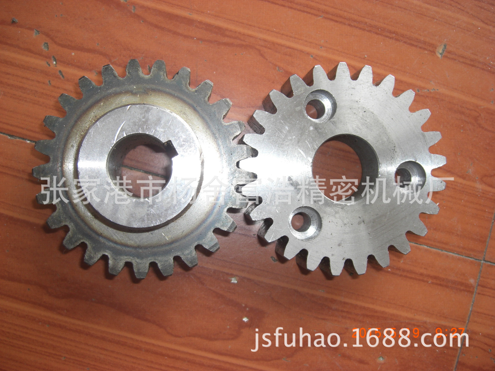 津田驹日发红旗海鹰喷气织机配件优质合金钢卷布辊传动齿轮