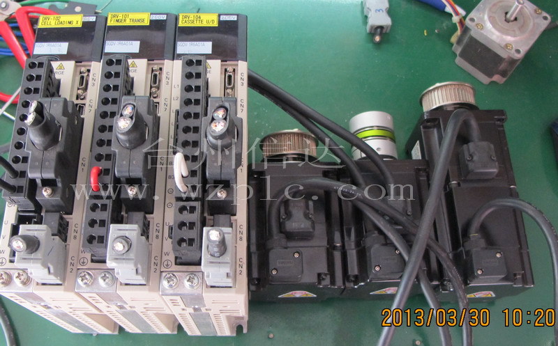 二手安川伺服 SGDV-1R6A01A SGMJV-02ADA21 有保修的二手伺服