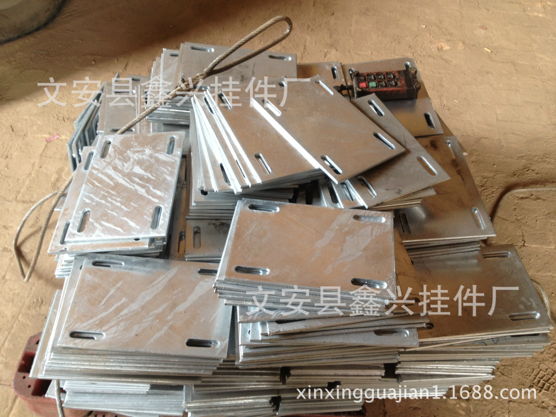 预埋板各种规格齐全冷热镀锌产品，厂家直销