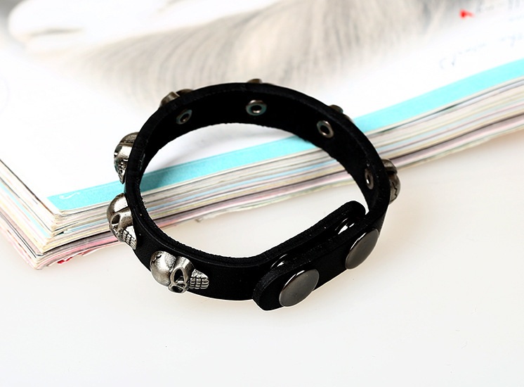 Punk Skull Pu Leather Handmade Bracelets display picture 4