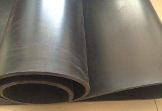 加厚耐磨橡胶板  防震耐磨工业橡胶板 沈阳黑色橡胶板8mm，10mm